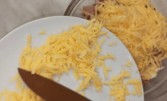 добавим сыр